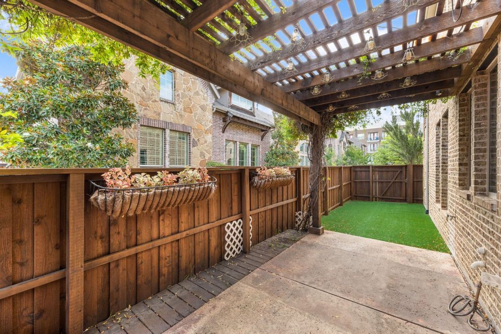 Farmers Branch House: 2518 Bill Moses Parkway