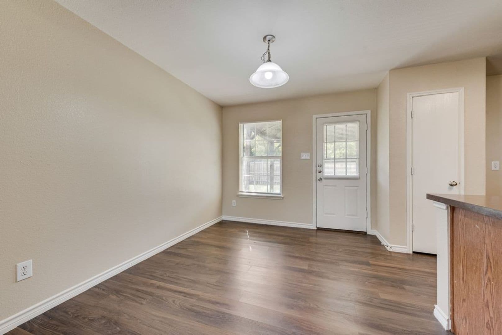 Forney House: 123 Southwestern