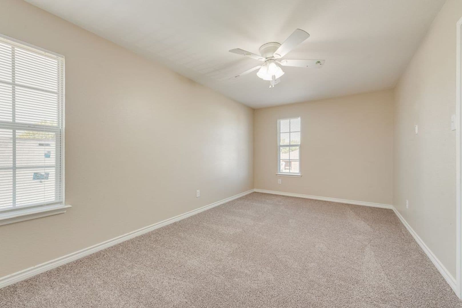 Forney House: 123 Southwestern