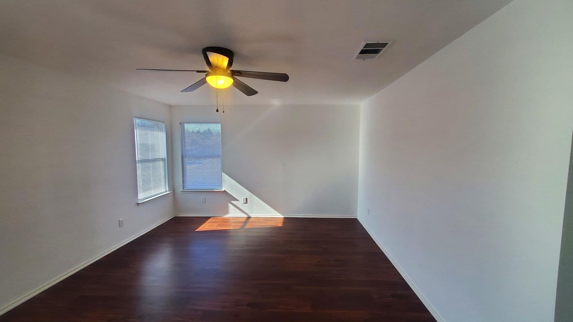 Forney House: 109 Southwestern Dr