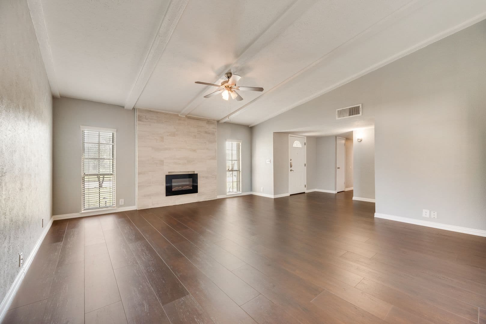 Carrolton House: 2221 Marble Falls