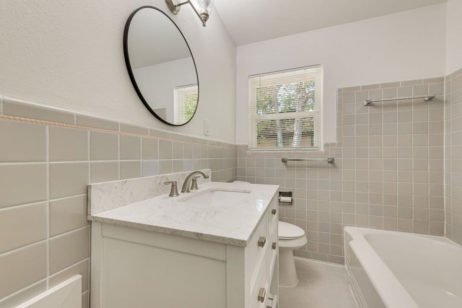 Dallas House: 9506 Mercer