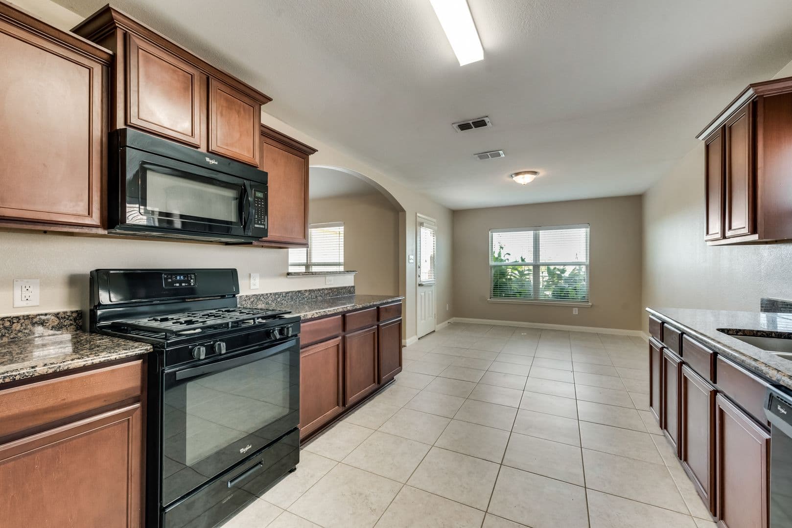 Forney House: 2106 Bluebell