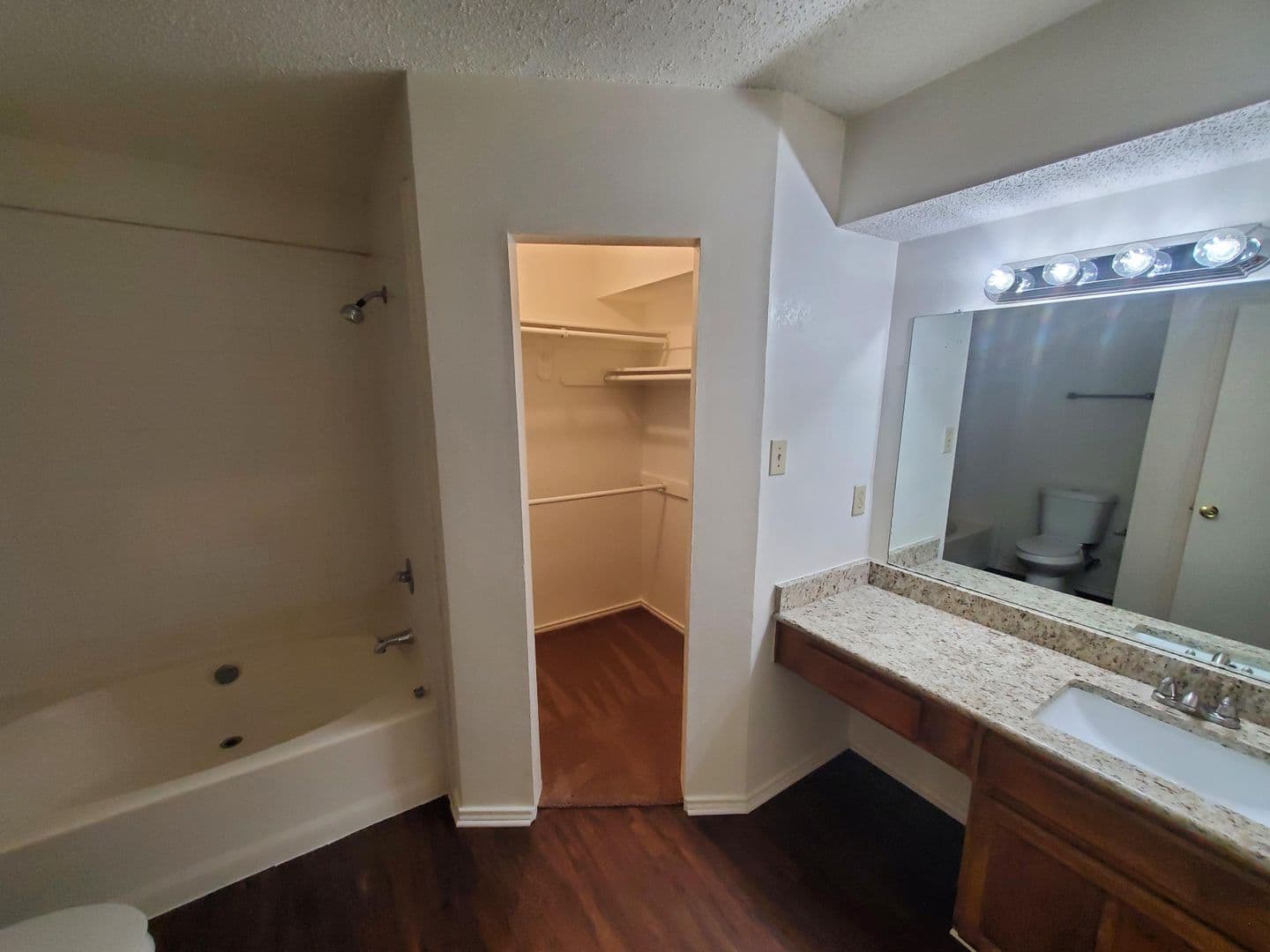 Mesquite House: 2140 Norcross Dr