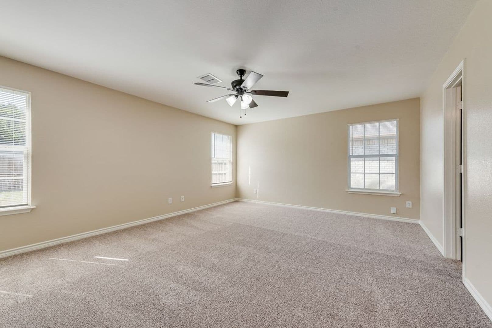 Forney House: 123 Southwestern