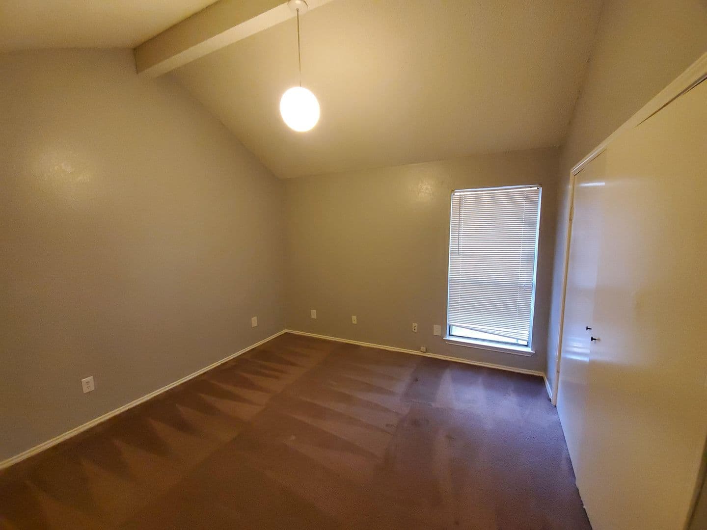 Dallas House: 10212 Hillhouse