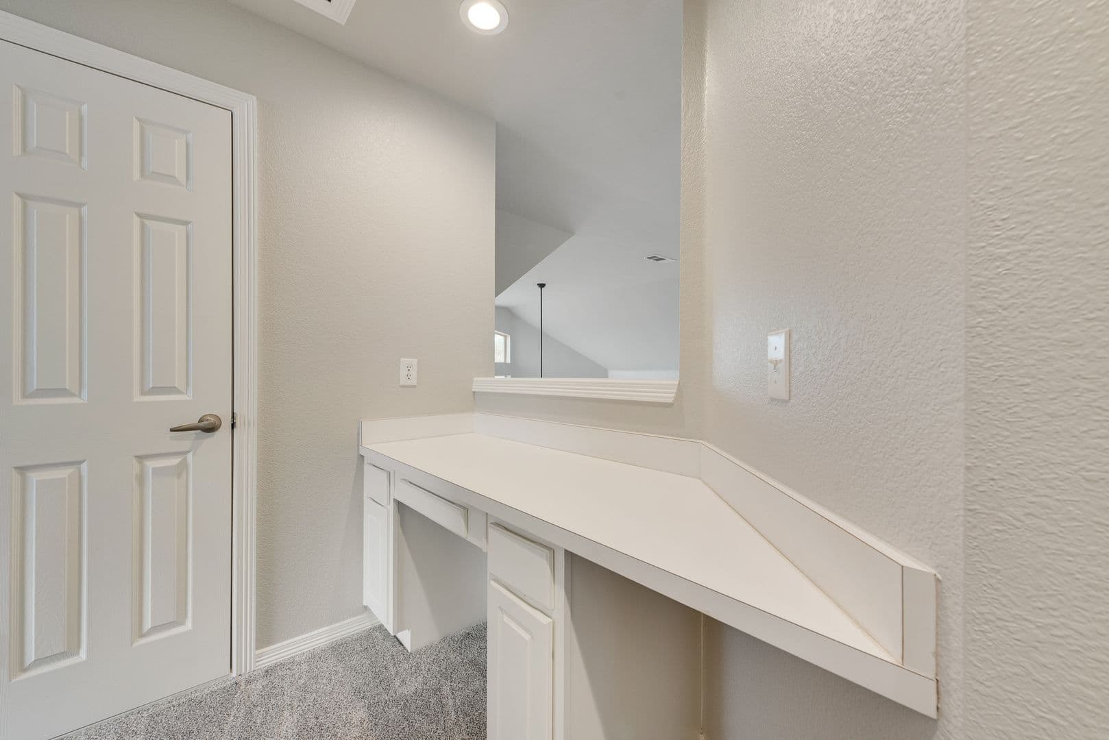 Heath House: 101 Dunford Dr