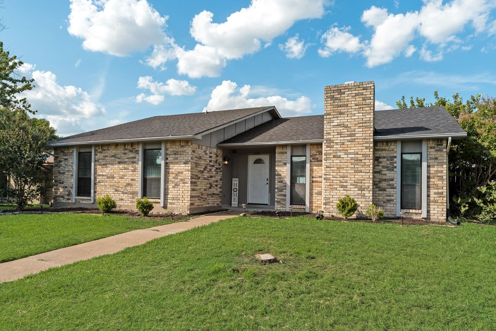 Carrolton House: 2221 Marble Falls