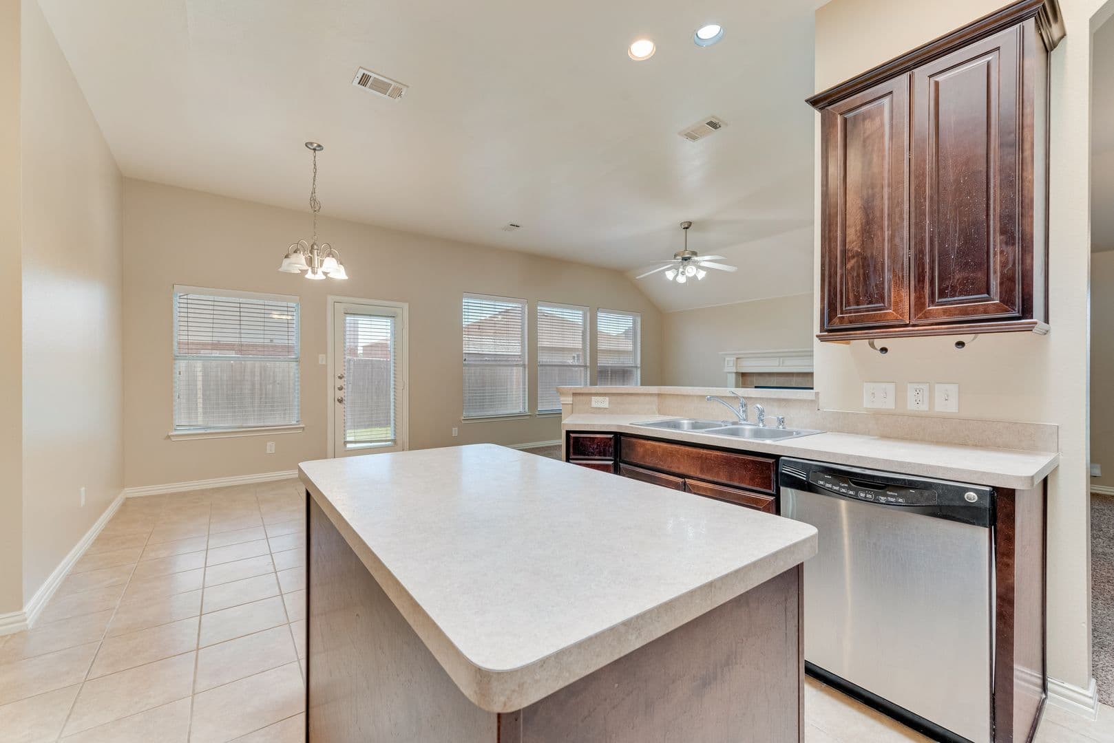 Forney House: 621 Tumbleweed