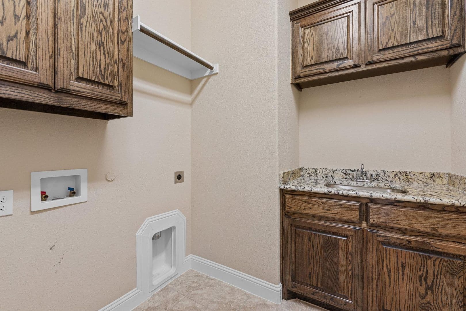Flower Mound House: 3759 Legends Path
