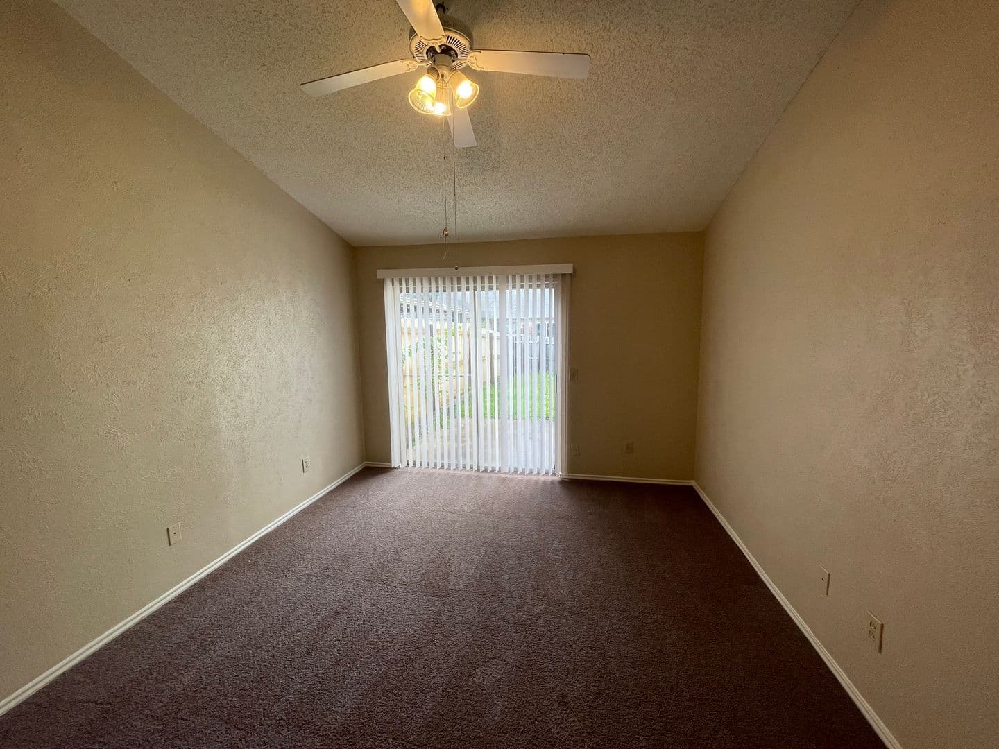 Rowlett House: 7614 Cousteau