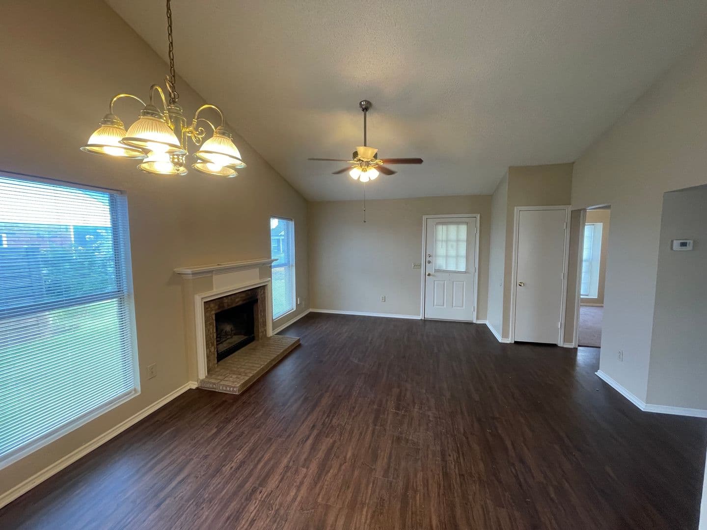 Rowlett House: 7614 Cousteau