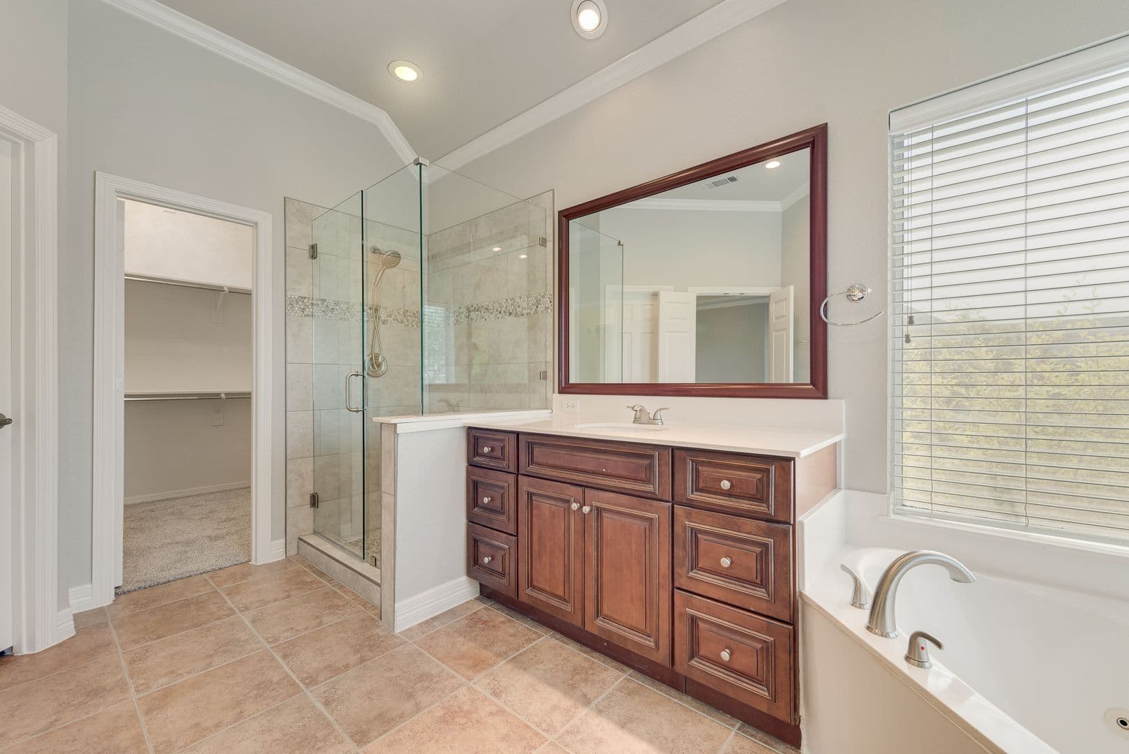 Heath House: 101 Dunford Dr