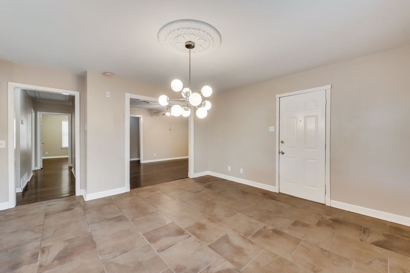 Dallas House: 2629 San Medina Ave.