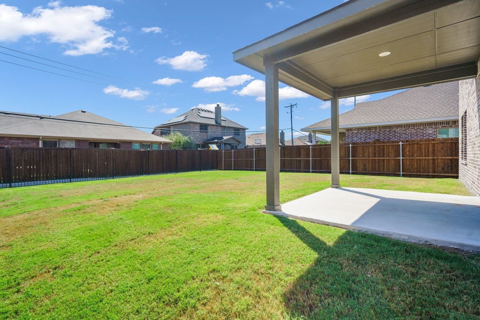 Seagoville House: 2608 Ontario Dr