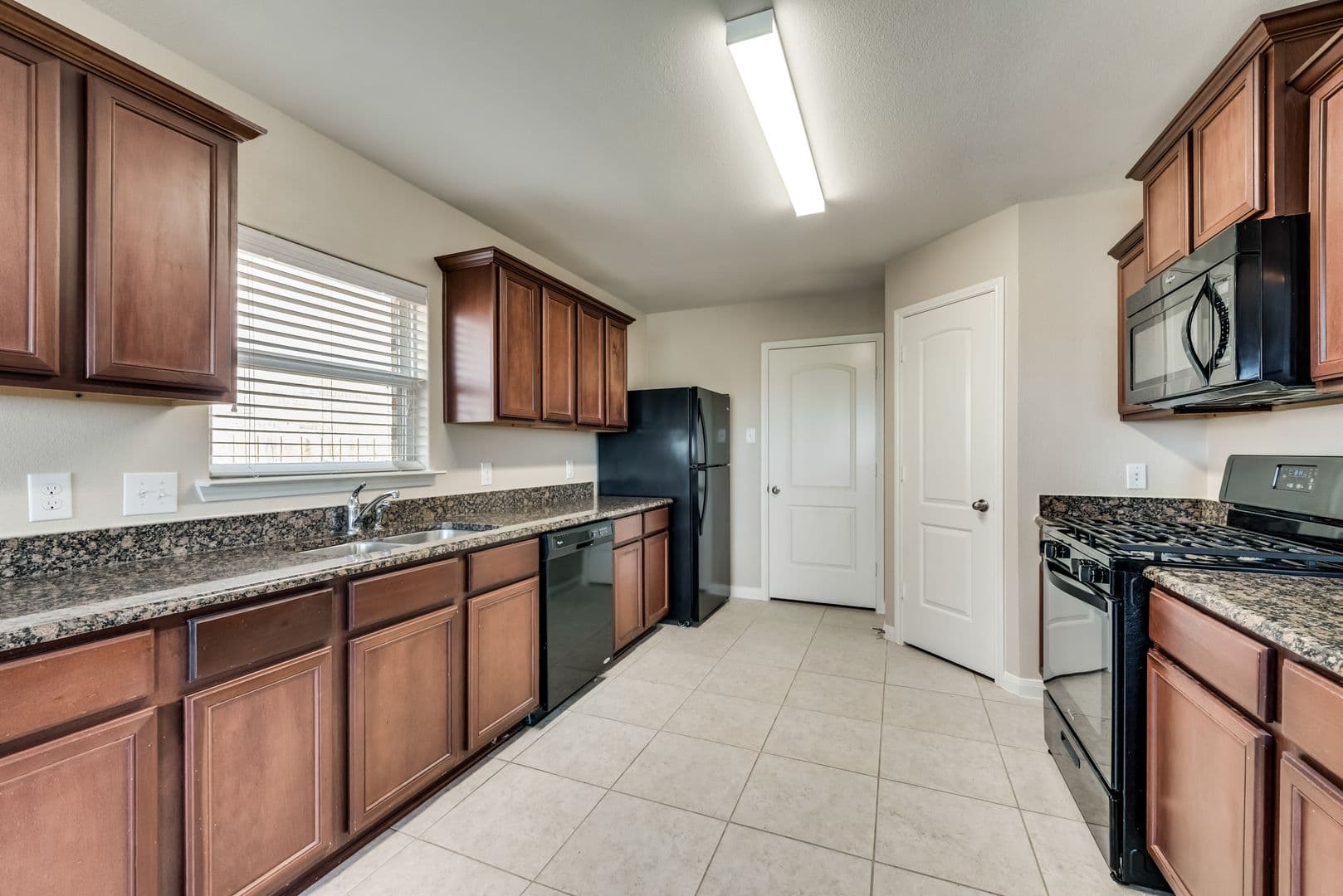 Forney House: 2106 Bluebell