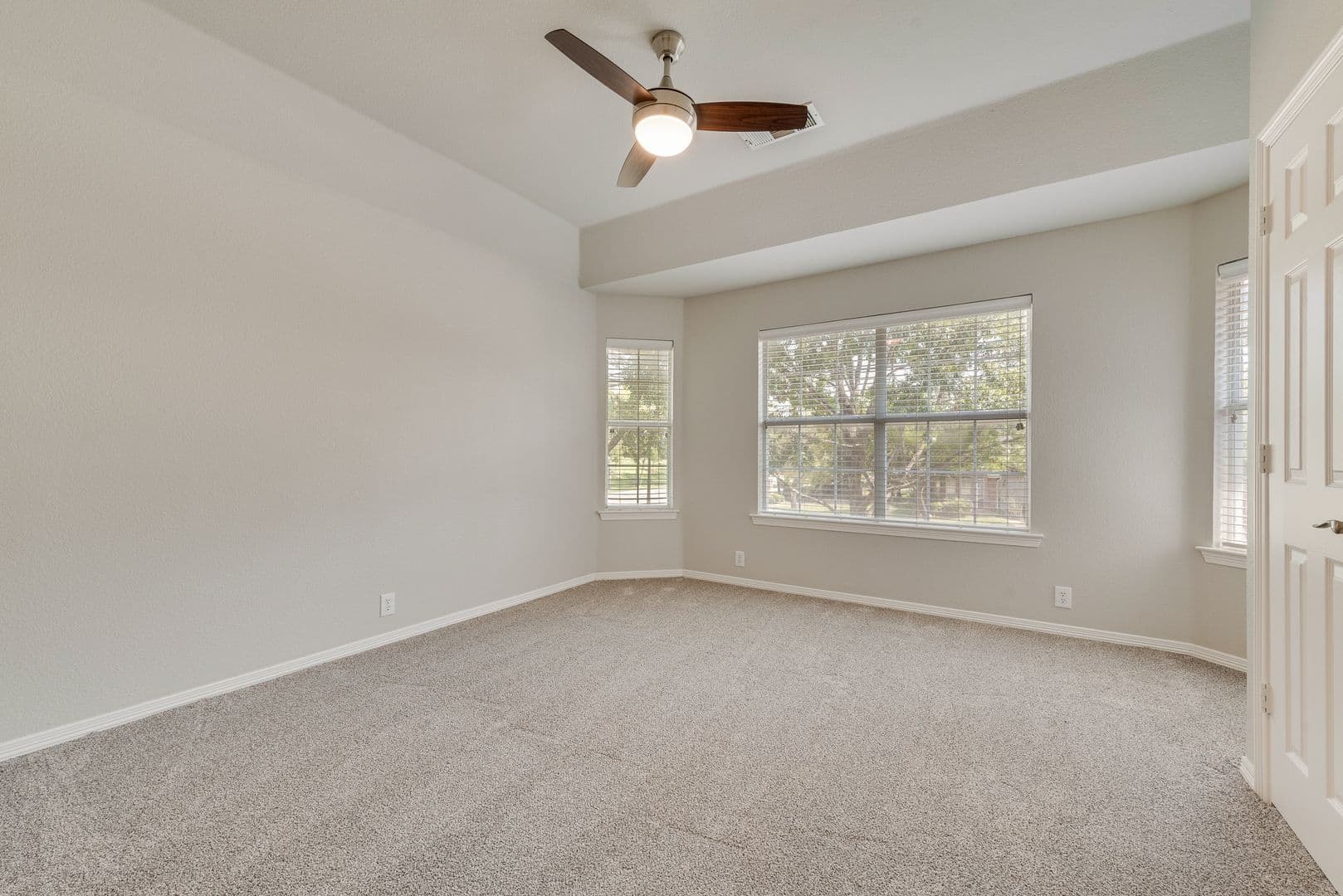 Heath House: 101 Dunford Dr