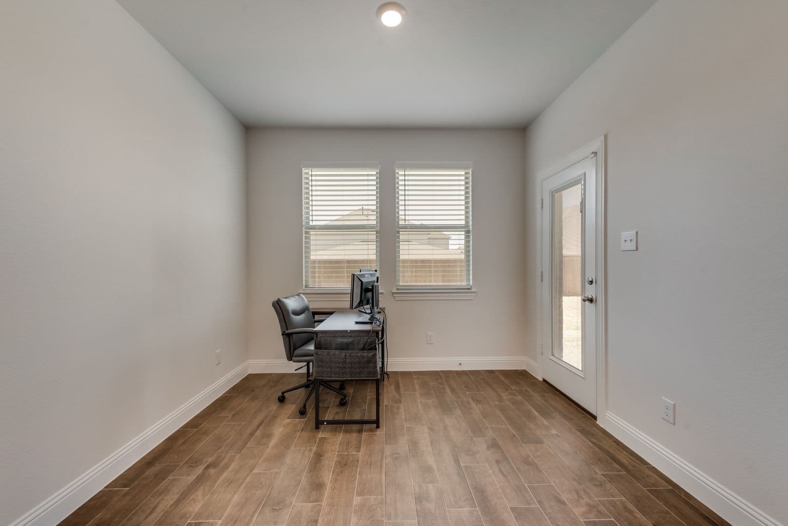 Aubrey House: 10704 Strike St