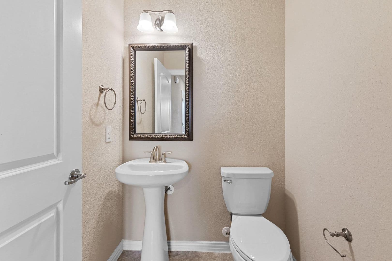 Flower Mound House: 3759 Legends Path