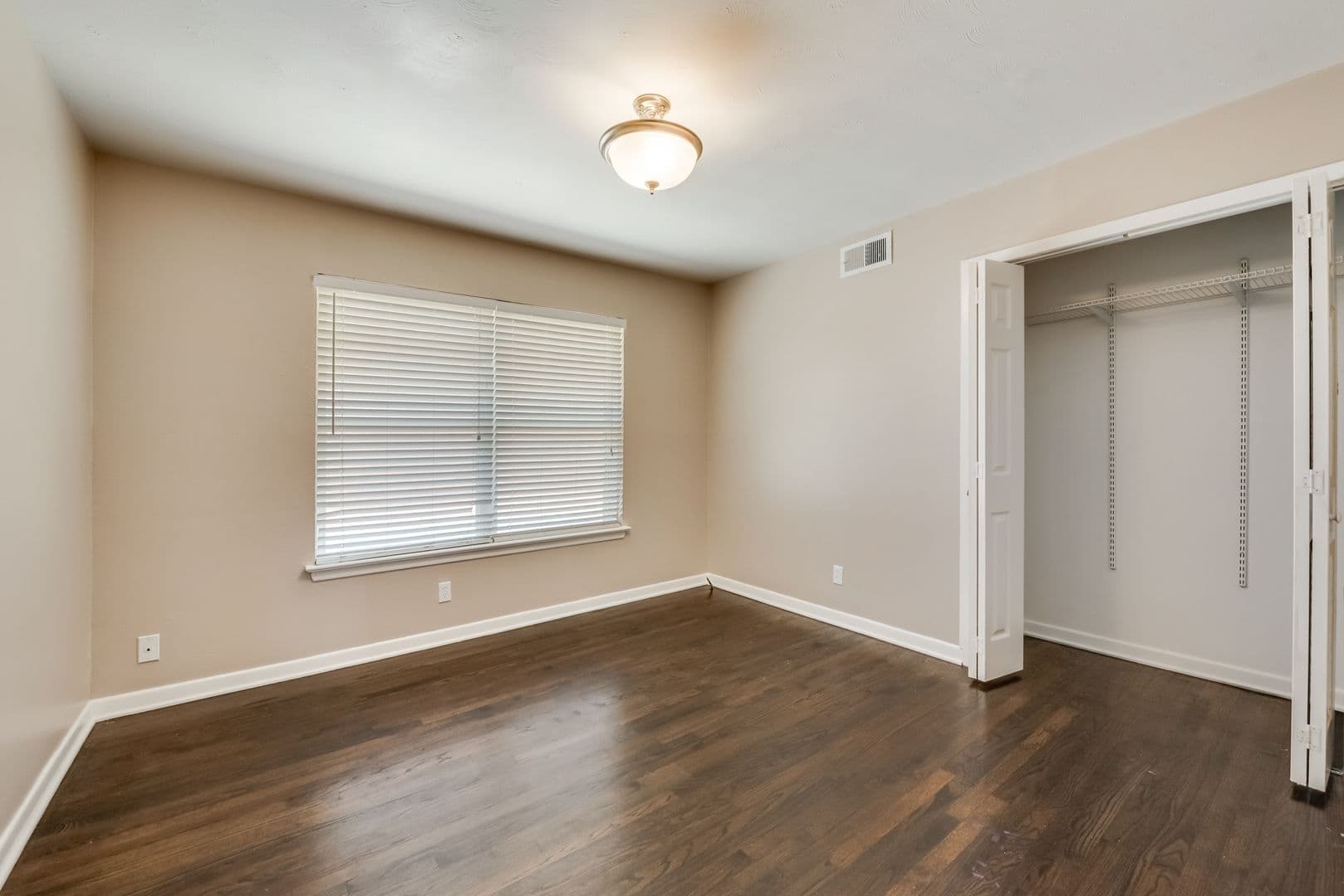 Dallas House: 2629 San Medina Ave.