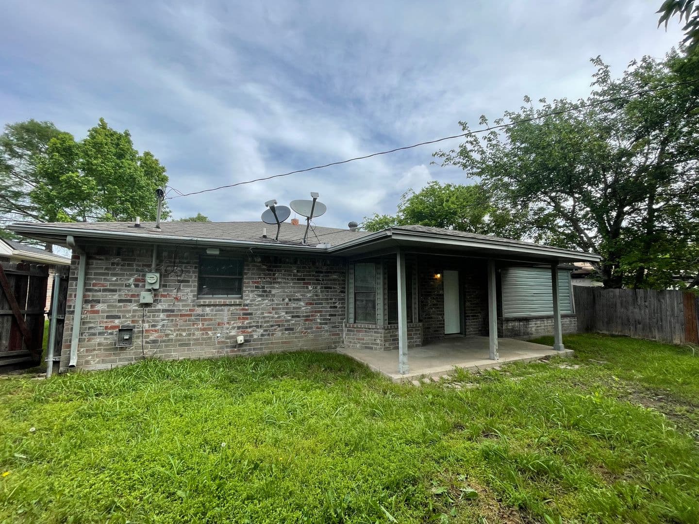 Royse City House: 821 Loganwood DR