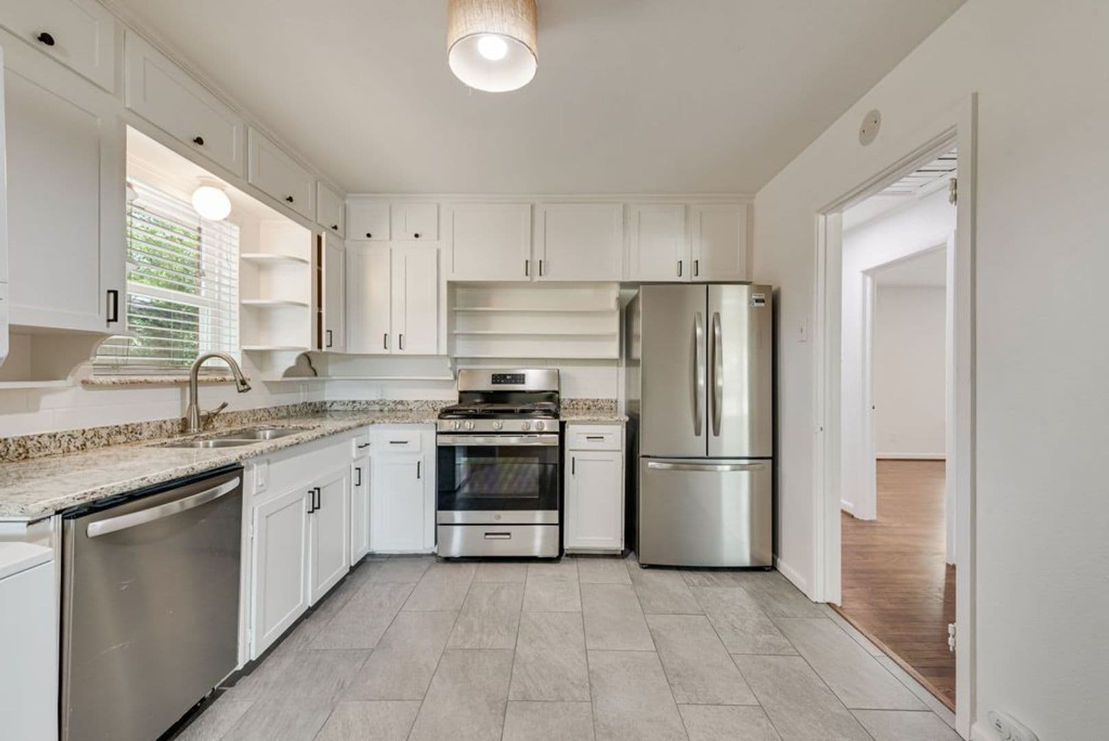 Dallas House: 9506 Mercer