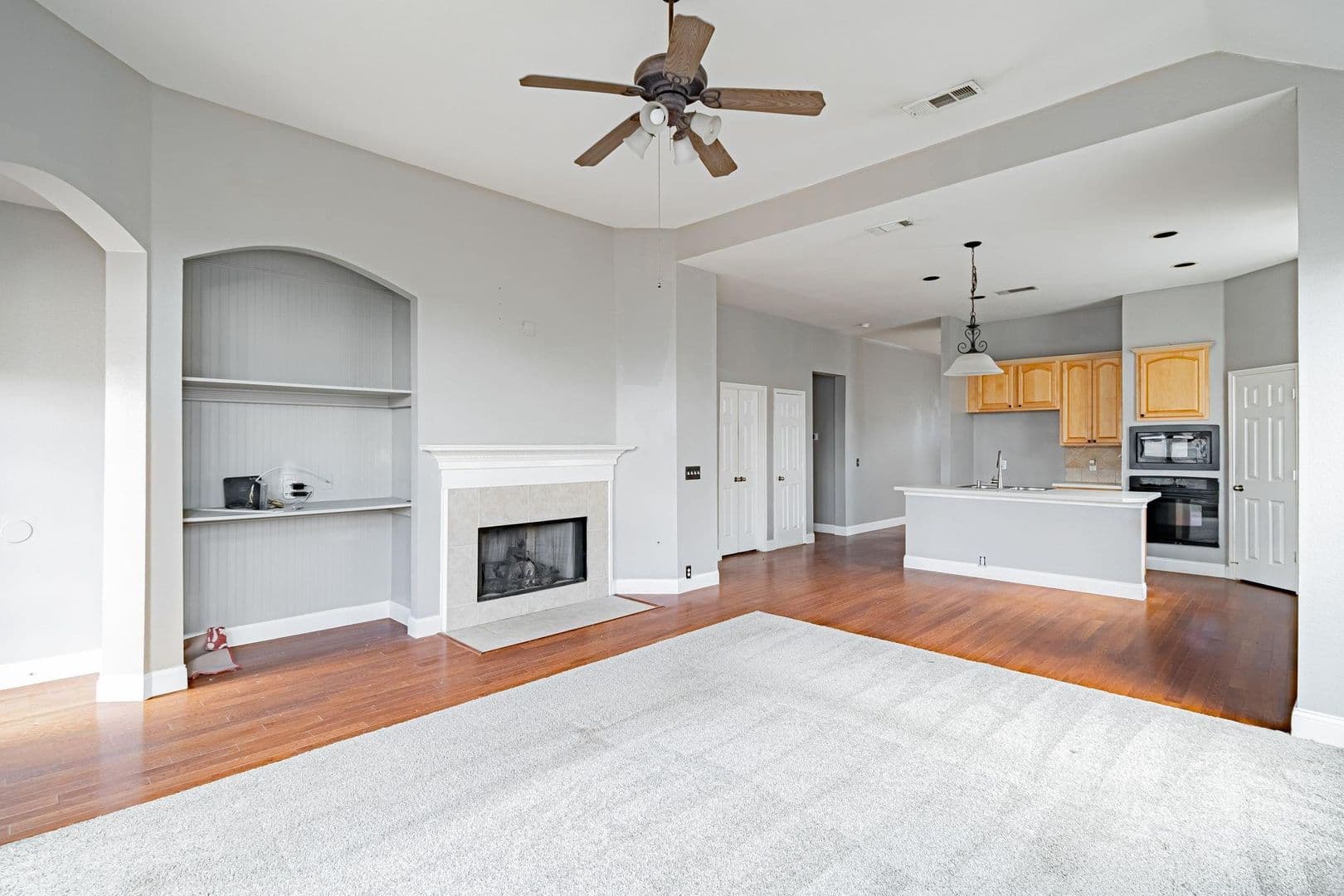 Frisco House: 2450 Thorntree Dr.