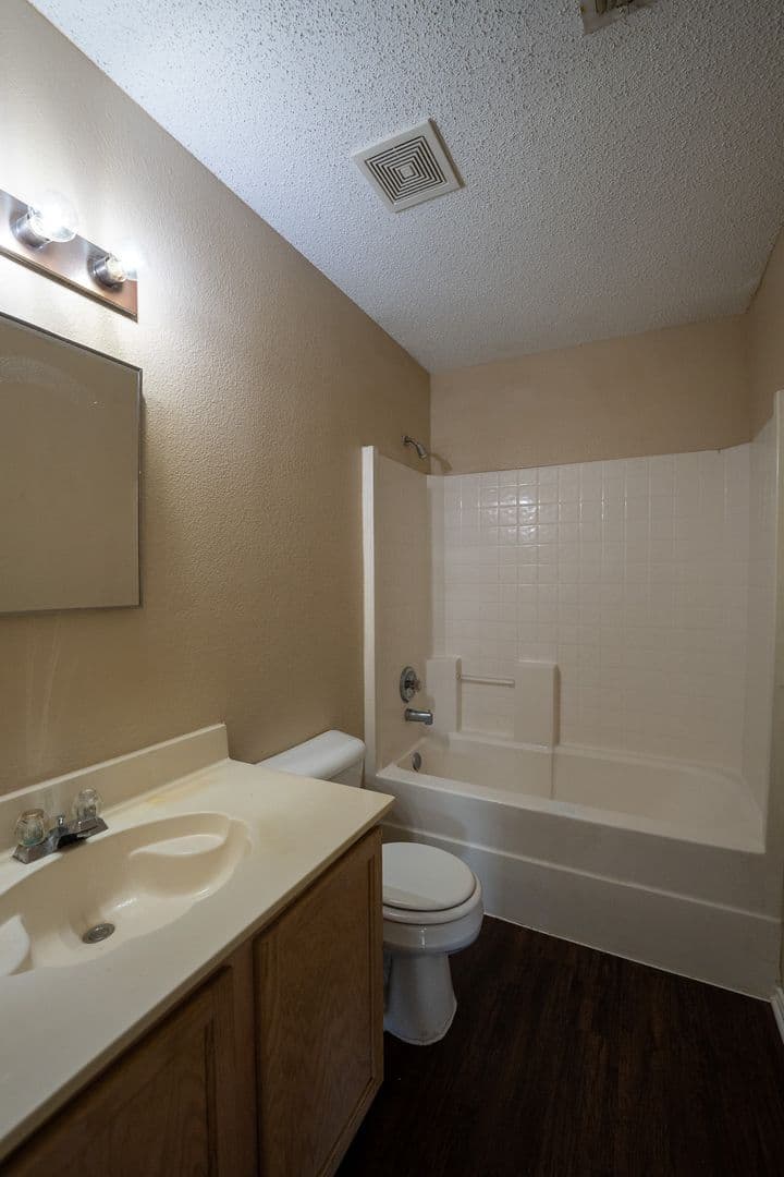 Balch Springs House: 3841 Meredith Ln