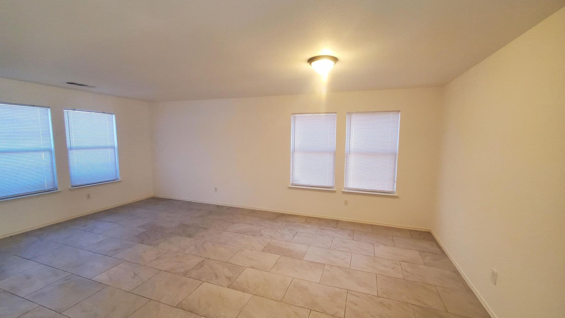 Forney House: 109 Southwestern Dr