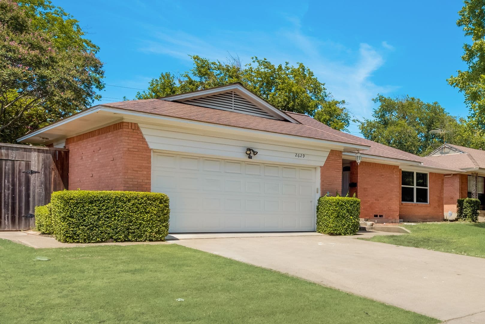Dallas House: 2629 San Medina Ave.