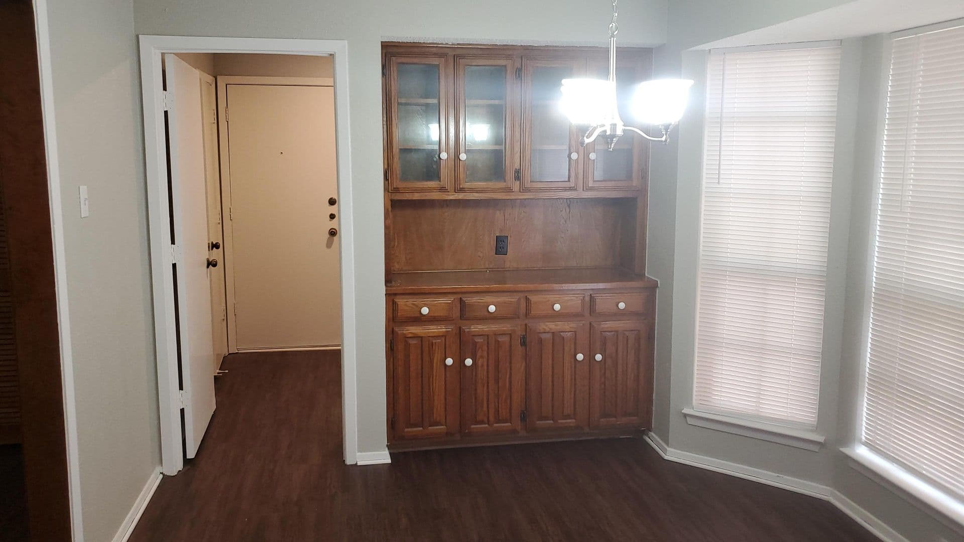 Garland House: 317 Doral Place