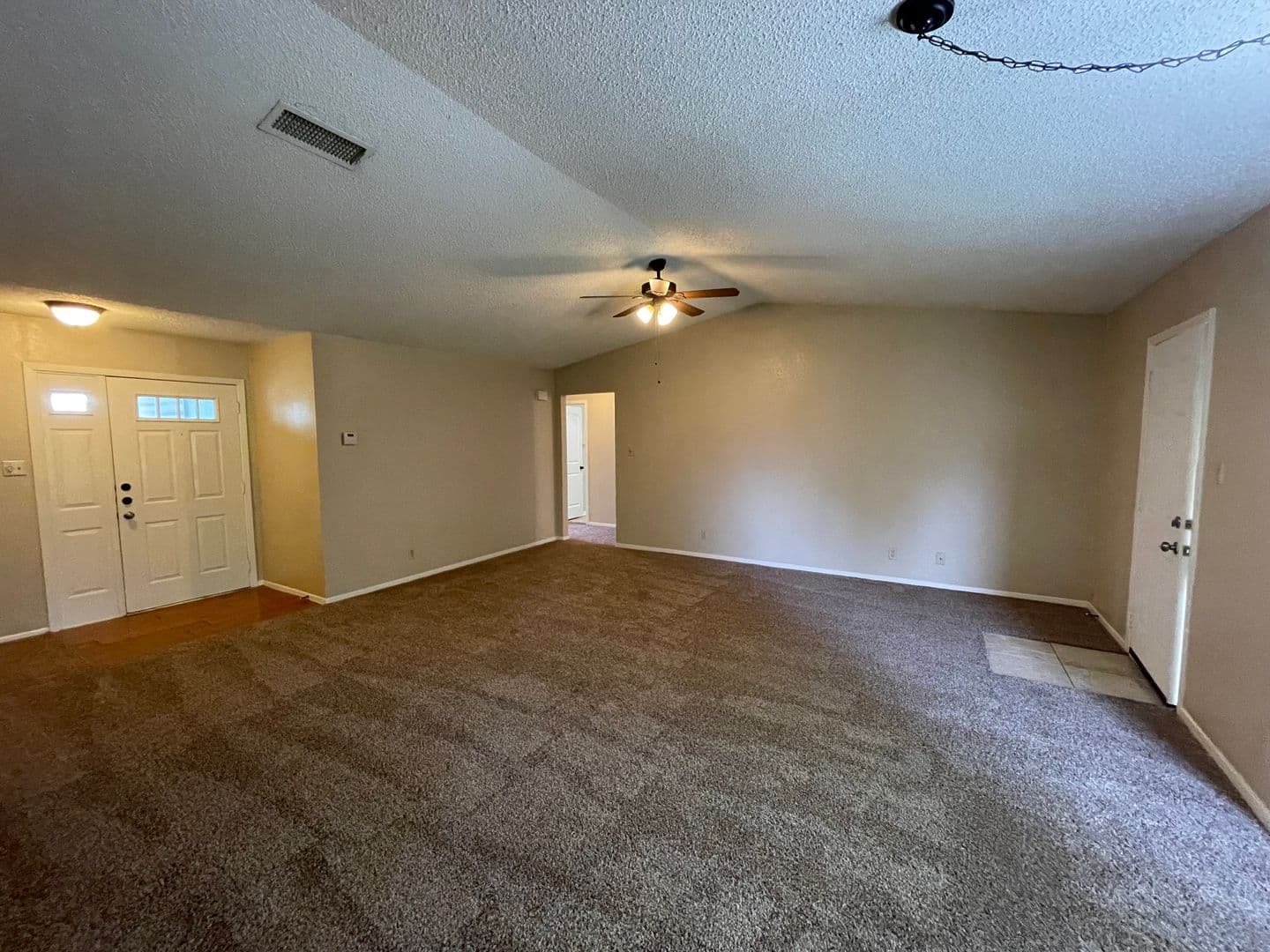 Royse City House: 821 Loganwood DR