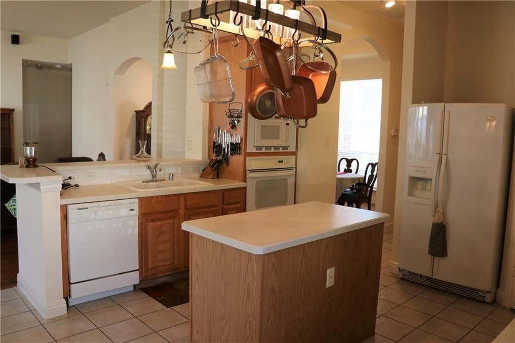 Murphy House: 123 Hillcrest Dr