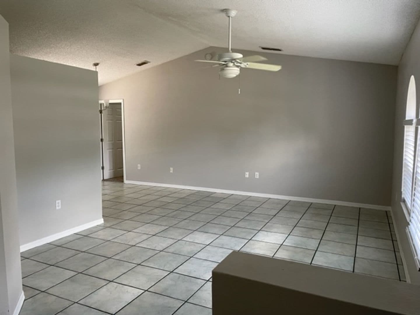 Deltona House: 2830 Ascot LN