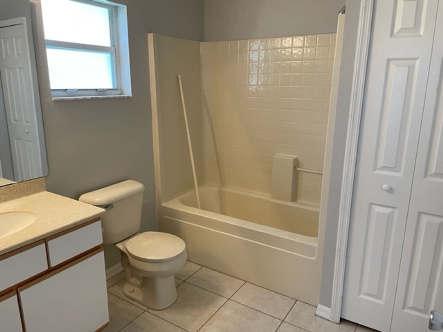 Deltona House: 2830 Ascot LN