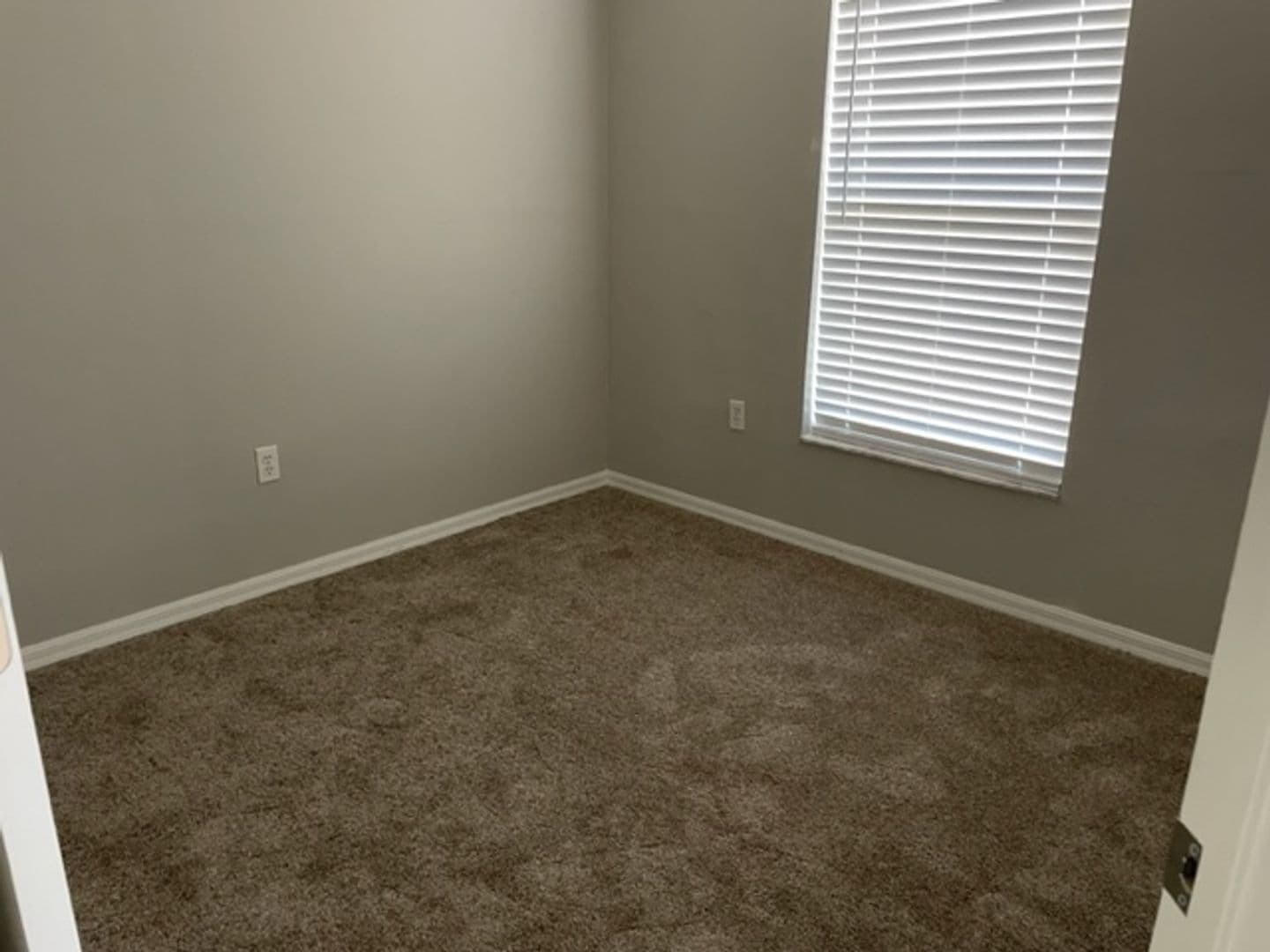 Deltona House: 2830 Ascot LN