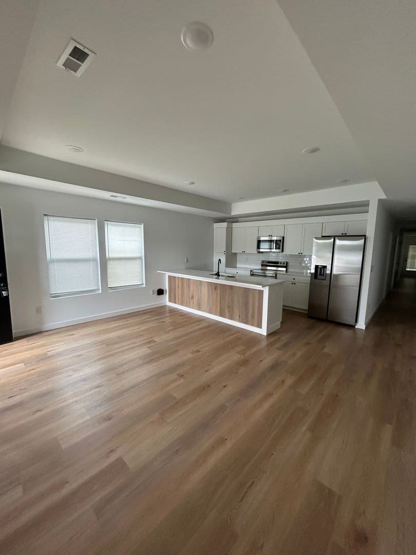 Inman Apartment: Brother Arthur Trail
