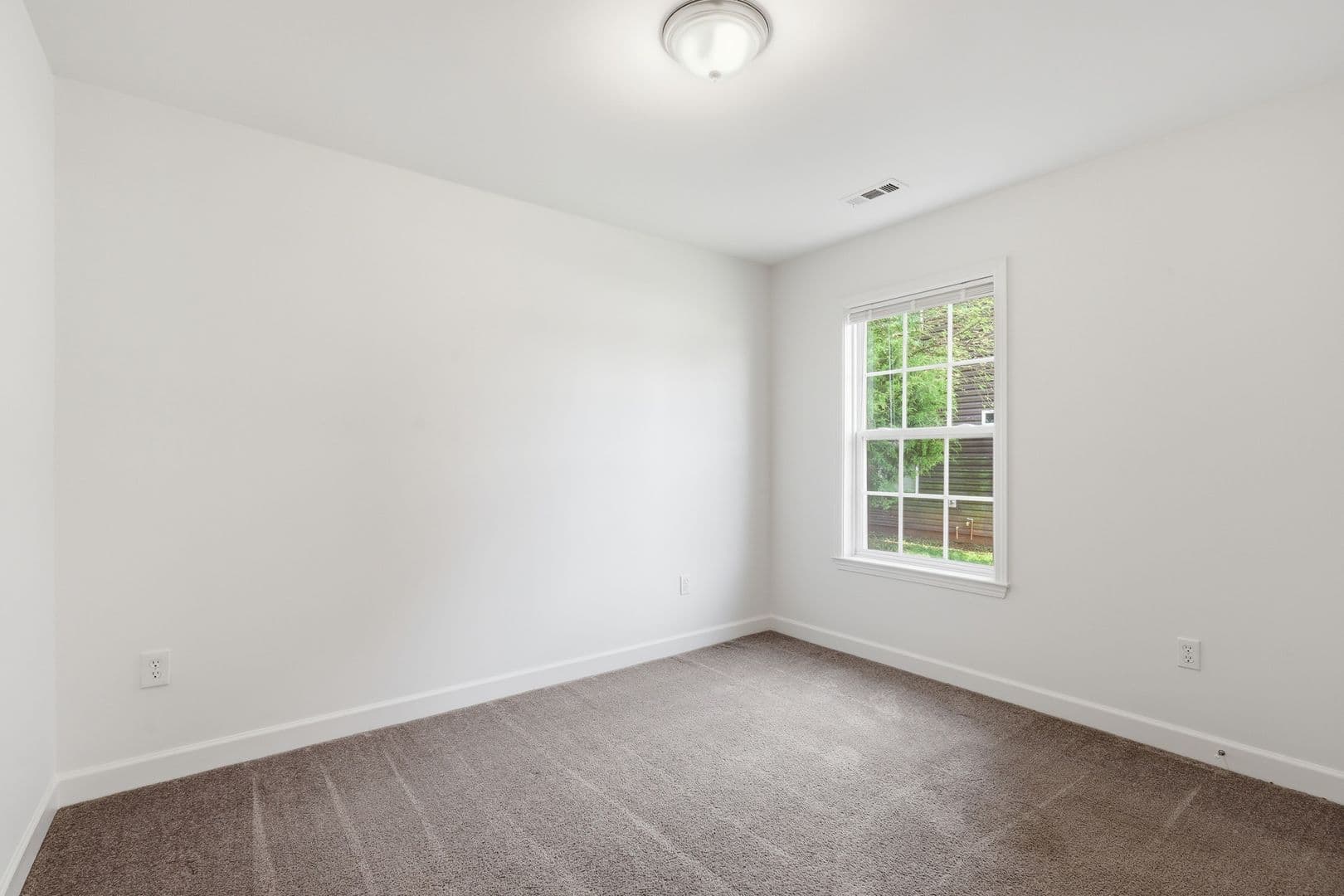 Greenville House: 305 S. Calhoun St