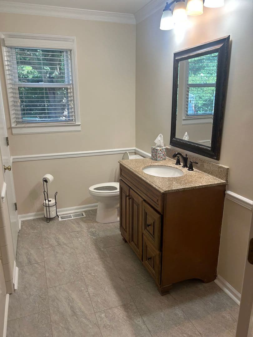 Simpsonville House: 204 Richardson Street