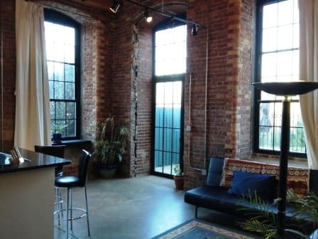 Greenville House: 400 Mills Avenue