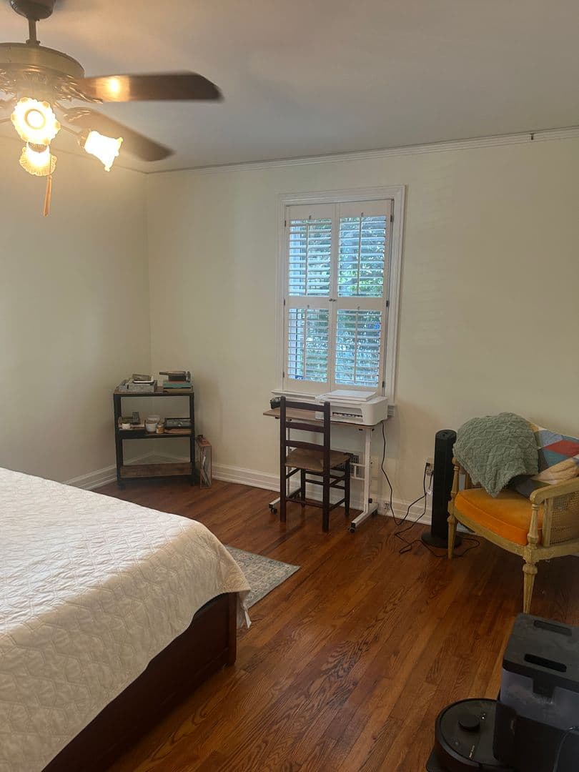 Greenville House: 19 E. Circle Ave