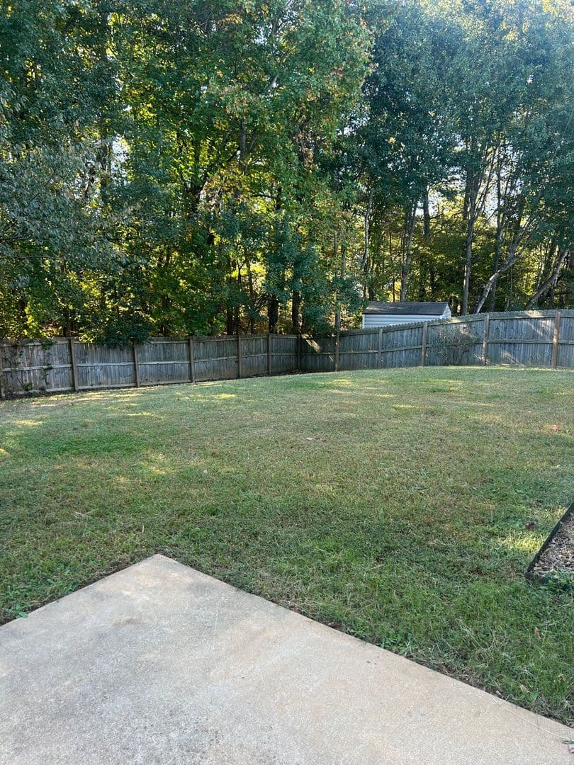 Greenville House: 107 Saddlebrook Lane