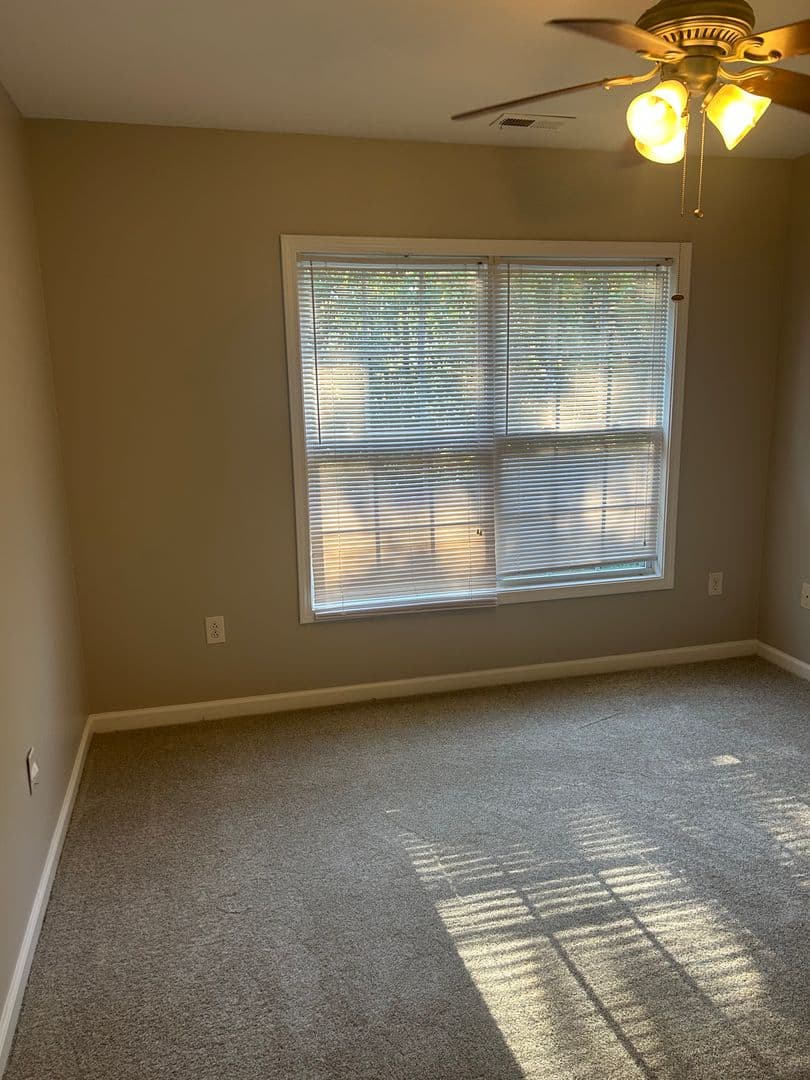 Greenville House: 107 Saddlebrook Lane