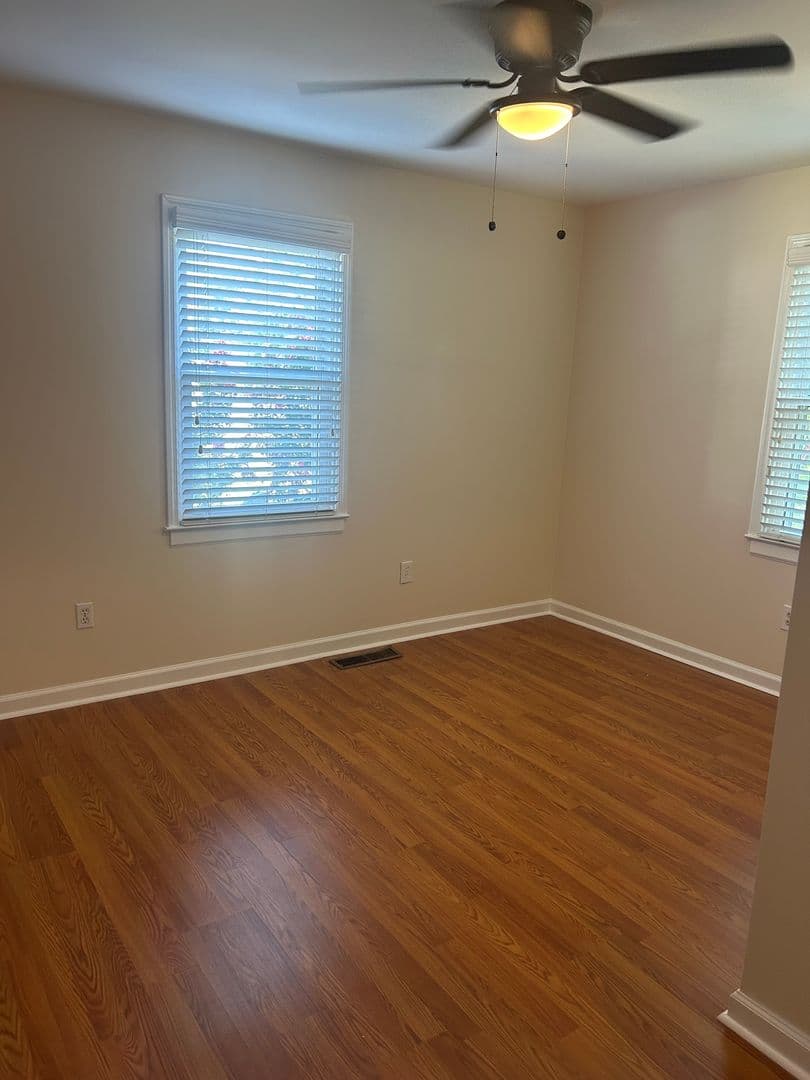 Simpsonville House: 204 Richardson Street