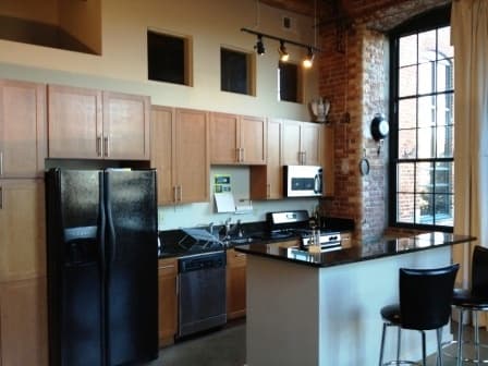 Greenville House: 400 Mills Avenue