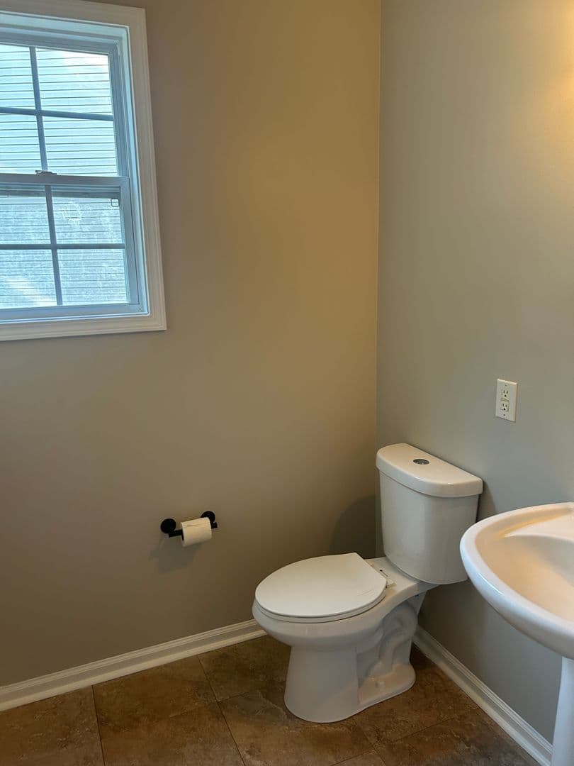 Greenville House: 107 Saddlebrook Lane