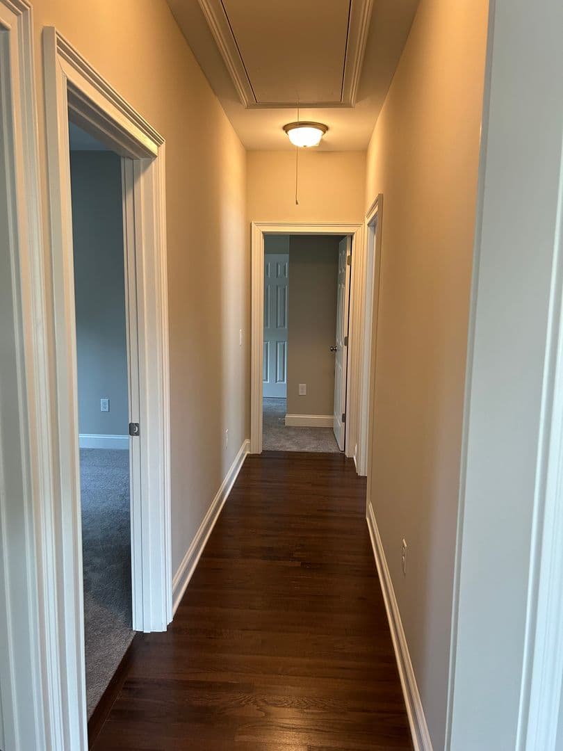 Greenville House: 402 Prosperity Avenue