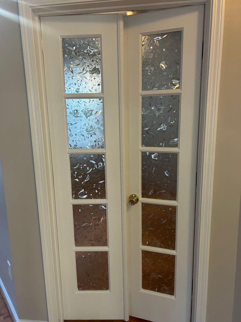 Greenville House: 107 Saddlebrook Lane