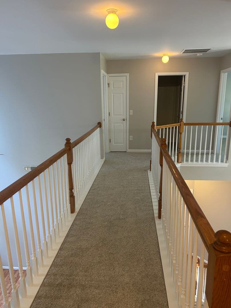 Greenville House: 107 Saddlebrook Lane