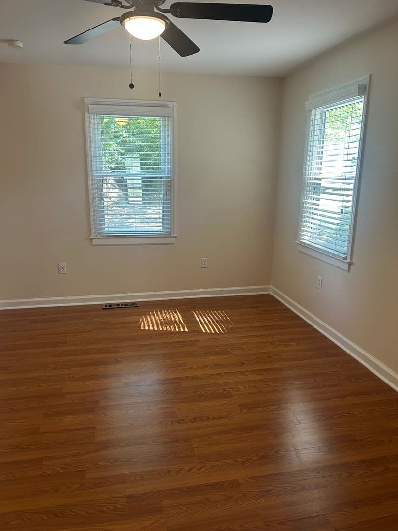 Simpsonville House: 204 Richardson Street